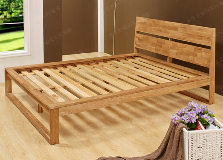 Mẫu giường gỗ thông Pallet sang trọng